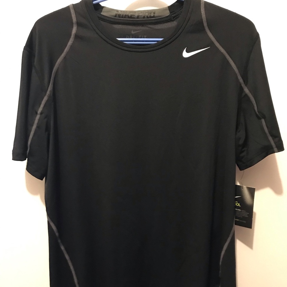 NWT Nike Workout/Running T-Shirt